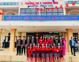 5869Hội diễn văn nghệ19906-4455444764742052-1173261425053696569-n.jpg